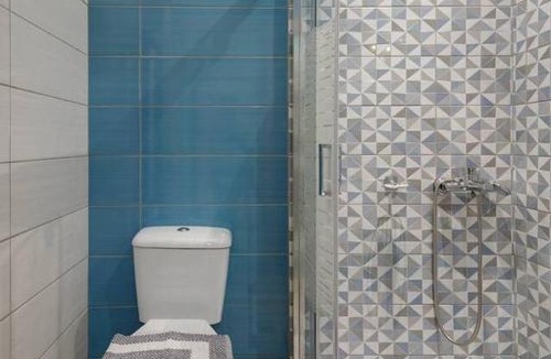 Thessaloniki City Centre Apartment | Caravanserai Studio 9