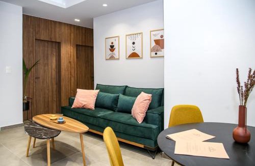 Nea Ionia Apartment | Caravin Wanderhome Nea Ionia, 5 min from Metro station