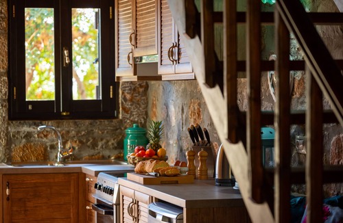 Kounelion Cottage | Carob Cottage