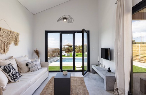 Kounelion Villa | Carob Villa II, an Eco-Friendly Hideaway