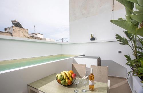 Kalithies Apartment | Casa Antonis - Modern Home with Jacuzzi near Faliraki
