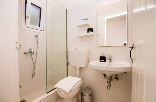 Kefalonia Apartment | Casa Bugannvilla 4 in Minia