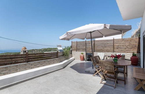 Asklipiio House | Casa Di Rena Country House: Panoramic Castle View & Endless Blue