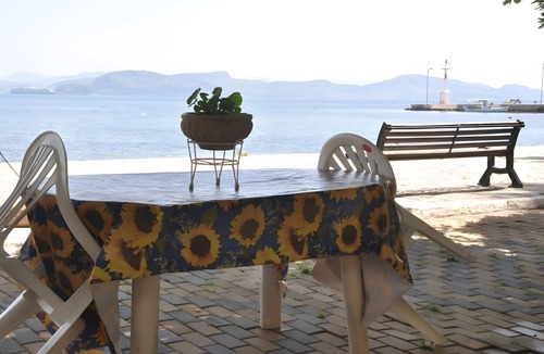 Mili Apartment | Casa Lela 1 – Traditional Stone Home 8m from the Sea