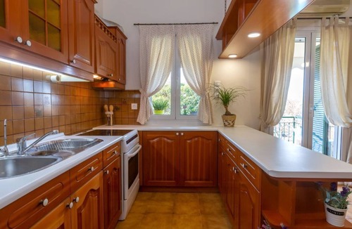 Corfu Town Apartment | Casa Loula - spacious and stylish apartment with an elevator, located near Corfu city