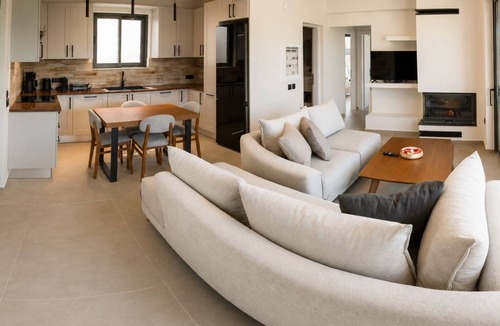 Khelmata House | Casa Ma | Contemporary Living near Argostoli | Private Pool