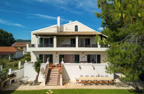 Melikia House | Casa Margarita Corfu Beach House