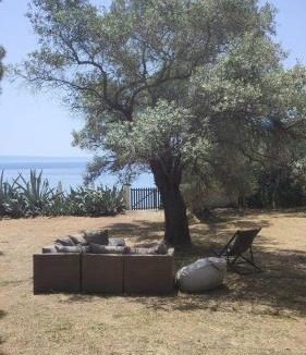 Aristotelis House | Casa Natura