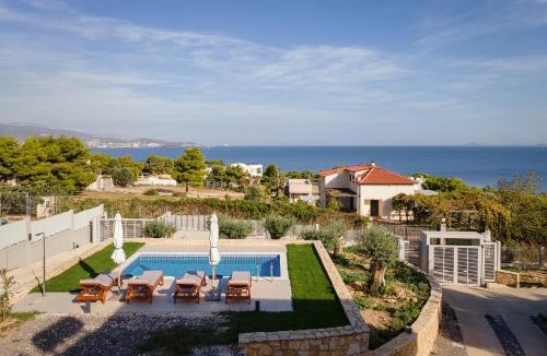 Isthmia Apartment | Cavos Boutique Homes