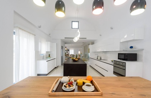 Vlychada Villa | Cellaria Estate Exclusive Santorini - Up to 12 guestsn