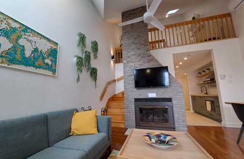 Magog Condo | Central & Cozy Lakeview condo within walking distance of Lake Memphremagog.