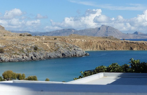 Lindos Villa | Central Lindos village house.20% OFF IN JUNE ON BOOKINGS OF 7+ DAYS. CONTACT ME!