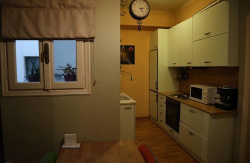 Omonia Apartment | CENTRO 50sqm, 3rd floor apartment, of a very central block of flats ,in Athens.