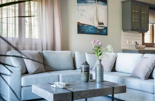 Dhrakata House | Cephalonian Countryside Villa