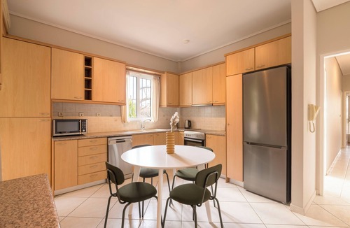 Khalandrion Apartment | Chalandri Living: 3-Bedroom Luxury Apartment