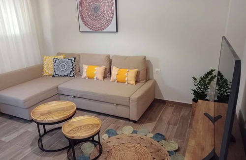 Nees Pagases Apartment | Charming 1BR Apartment with Beach view and Modern Amenities for 4 Guests in Alykes Volos