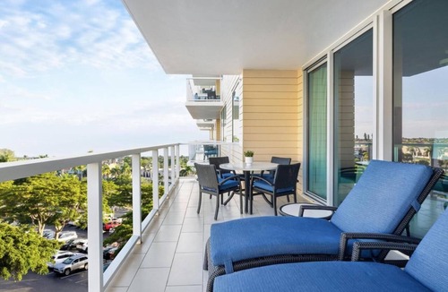 Marco Island Villa | Charming 3-bedroom Gulf-view villa with many amenities in amazing Marco Island