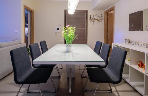 Galatsi Apartment | Charming apartment Galatsi for 5 by MPS