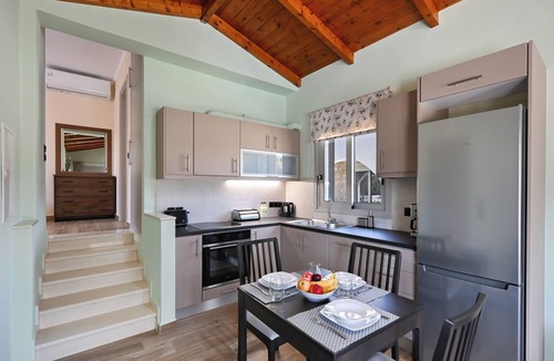 Lefkada Town Villa | Charming Halipoma Laertes Villa close to Lefkada town & Ai Giannis beach