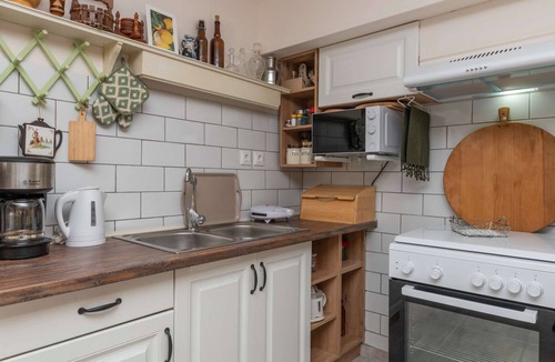 Pigadhakia House | Charming Holiday Retreat: A Perfect Blend of Tradition and Modern Comfort