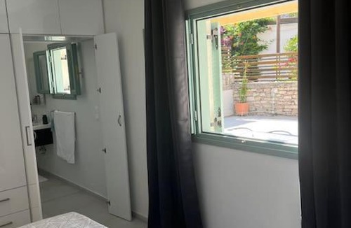 Vathy House | Charming house in heart of Vathi