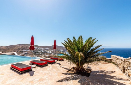 Paraga Villa | Chef included by Fantasia Villas: Elia Villas 15 bedrooms