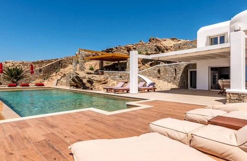 Ano Mera Villa | Chef included by Fantasia Villas: Elia Villas 20 bedrooms