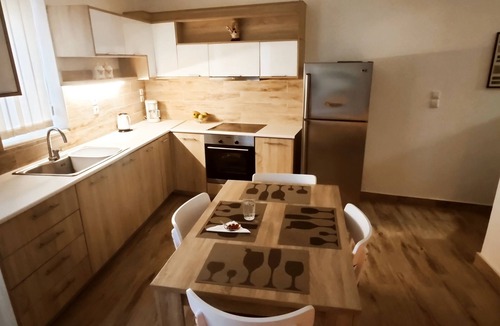 Gerakari House | Cherry House, Gerakari Village