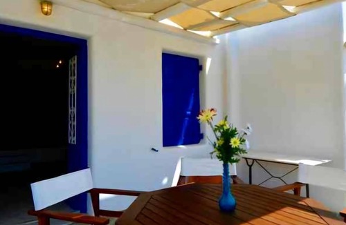 Platis Gialos Apartment | Chic 2-bedroom apartment in marvelous Mykonos 15 meters close the beach