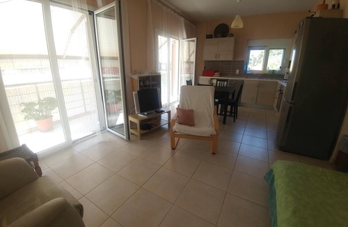 Evrostina House | Christina Apt, Beautiful apartment 70 sqm with balcony 50m from the beach