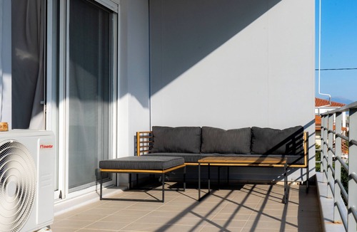 Nafpaktos House | Christo's beachfront bliss. Family friendly, suitable for relaxation moments