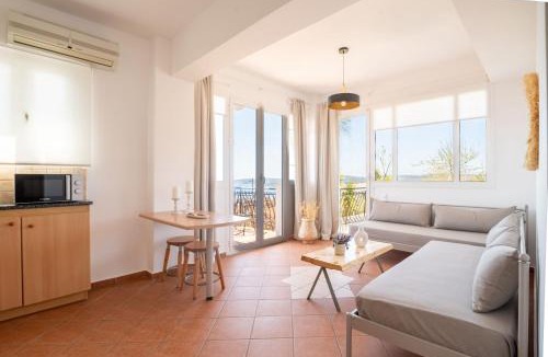 Vlachata Apartment | Christoforos Apartments