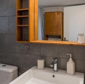Rafina-Pikermi Apartment | CHROMA Lodge Rafina