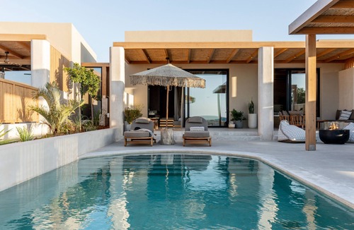 Karteros Apartment | Cicada Suites & Villas