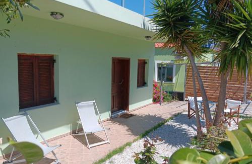 Kamisiana House | Citrus Tree Garden House