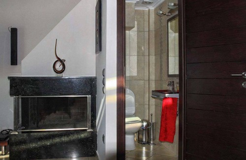 Elliniko-Argyroupoli Apartment | City & Sea two-floor Flat with View next to Metro
