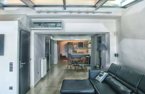 Elliniko-Argyroupoli Apartment | City & Sea two-floor Flat with View next to Metro