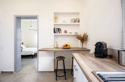 Kos Apartment | Coastal Elegance Suite 1Min to the Beach