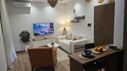 El Bassatine Apartment | cocoonbotanic