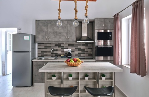 Naousa House | COLORS IN NAOUSA - LUXURY HOUSE IN NAOUSA