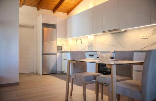 Vari-Voula-Vouliagmeni Apartment | Combination of the sea and the countryside