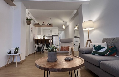 Filopappou Apartment | Comfy 2 BDR Apt in Petralona - Next to metro