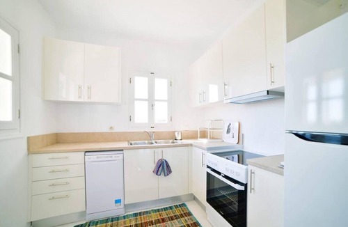Santa Maria House | Coral Villa with 4 bedrooms in Paros
