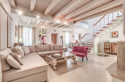 Corfu Town House | Corfu House of Art Suites★Golden Suite★Anemomylos