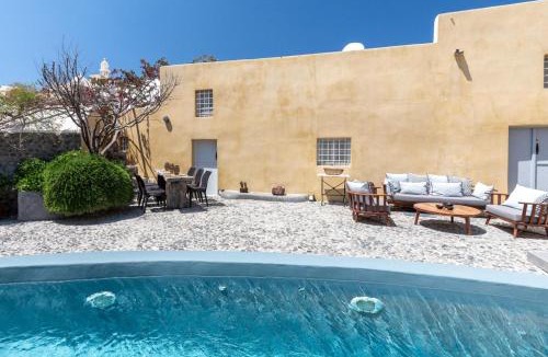 Emporio Villa | Cortile delle Stelle