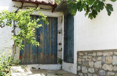 Paralia Apartment | Cosy and quiet