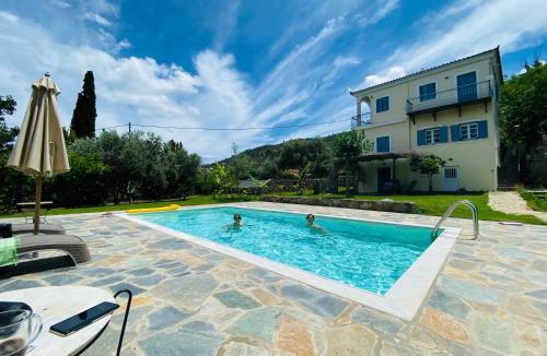Galatas House | Cottage & private swimming pool