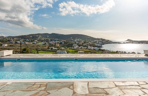 Vissa Villa | Country House 'Mont' Rock Villas 1' with Sea View, Wi-Fi and Air Conditioning