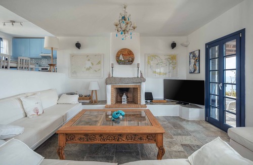 Serifos Villa | Country House 'Villa Agios Sostis' with Sea View, Wi-Fi and Air Conditioning