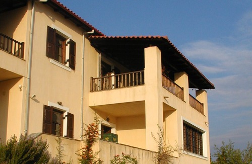 Xylokastro-Evrostina Villa | Country villa with amazing view, close to important sites and beaches.